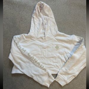 lululemon olympic line team canada cropped hoodie